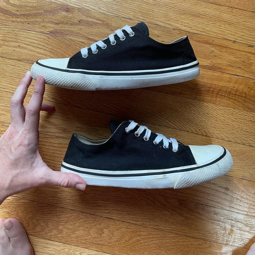 Classic Black and White Women's Sneakers - Picture 7 of 11